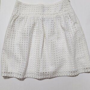 Ann Taylor Petitte Skirt, New with tag attached, Size- 0P, White color